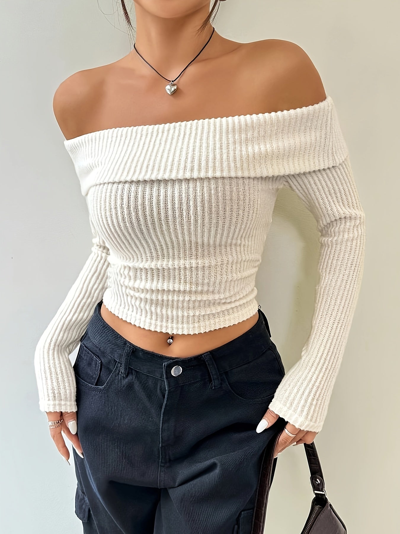 Elegant Off-The-Shoulder Knitted Sweater Dress - Soft Polyester Knit Fabric, Solid Color, All-Season Comfort, Chic Relaxed Fit, Versatile Wardrobe Essential for Women